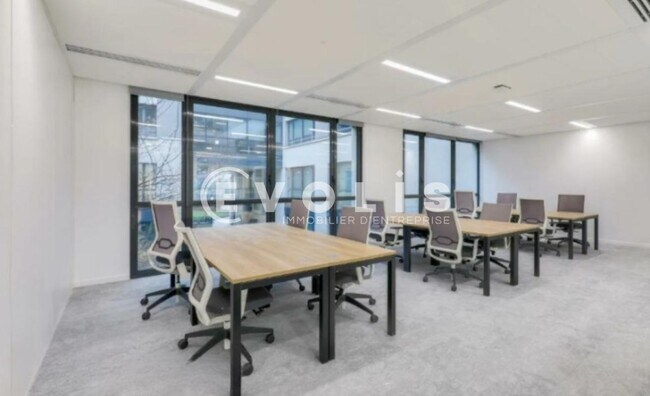 Plus de détails pour Bureau à louer