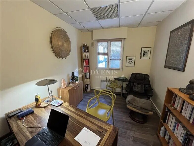 Bureau dans Paris à louer - Photo de l’immeuble – Image 2 sur 7