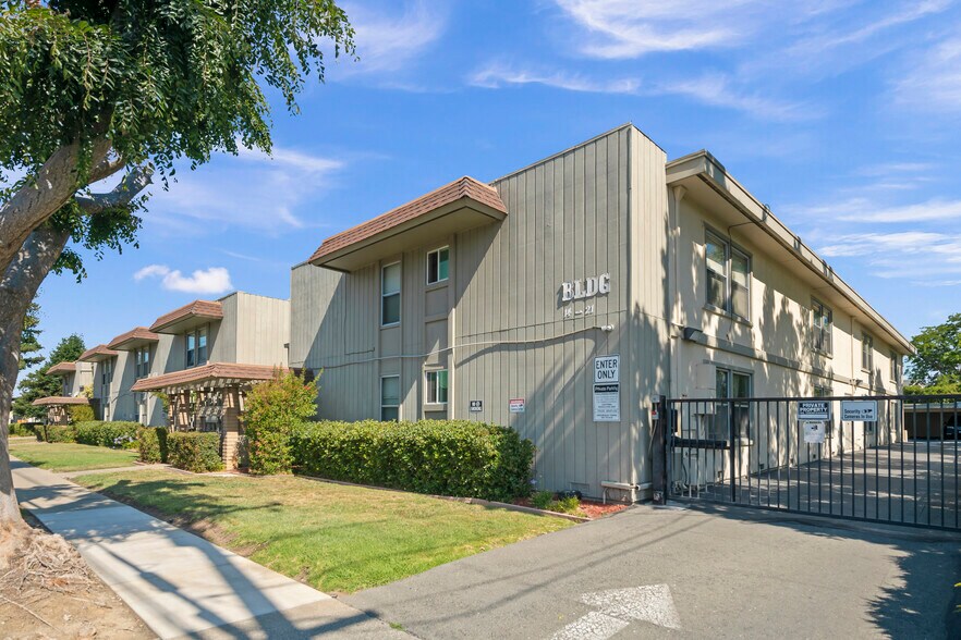 3515 Chestnut Ave, Concord, CA à vendre - Photo de l’immeuble – Image 2 sur 37