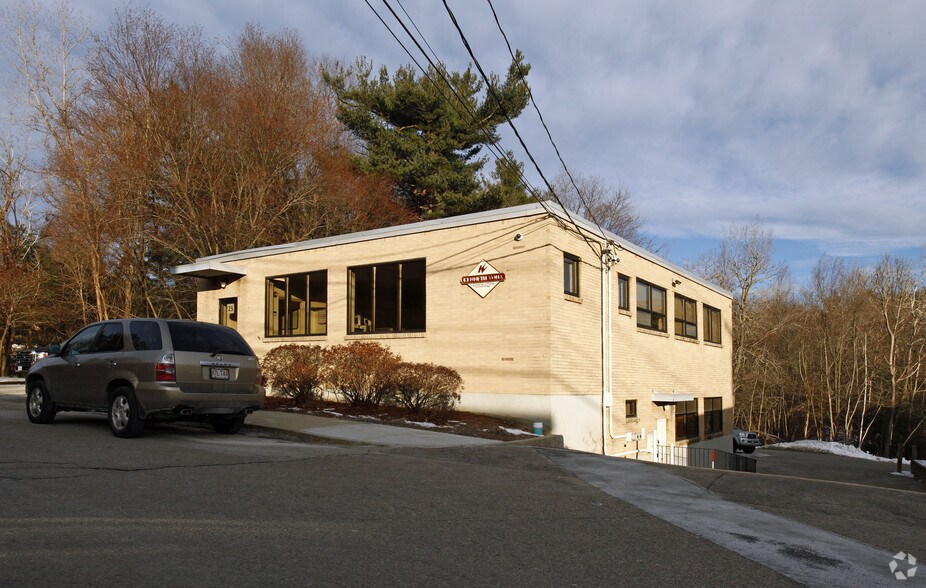 25 Fox Rd, Waltham, MA à louer - Photo de l’immeuble – Image 3 sur 3