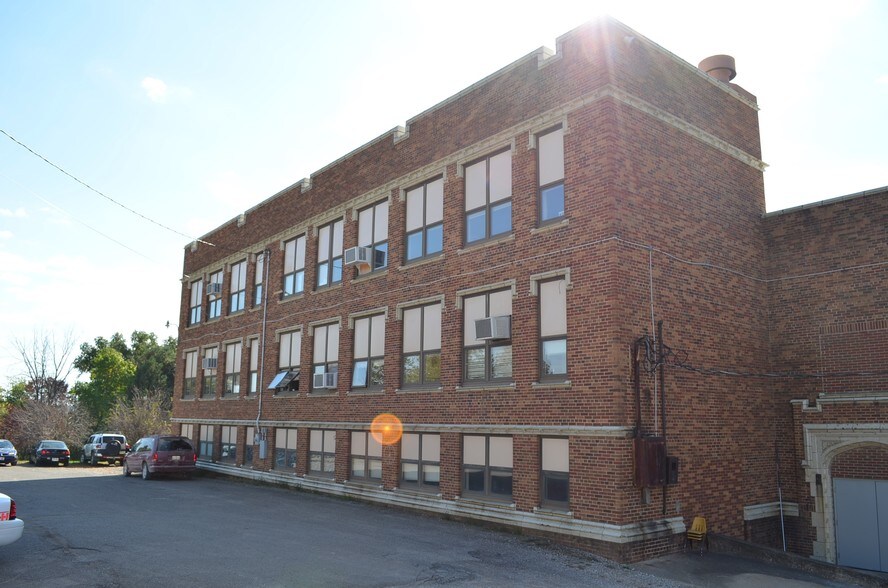 5196 Washington Rd, Albany, OH à louer - Photo de l’immeuble – Image 3 sur 8