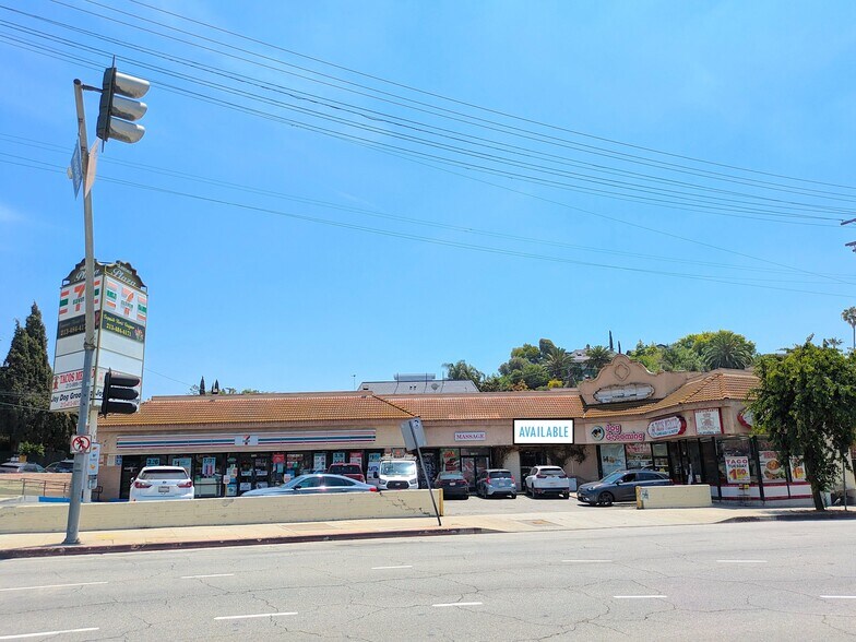 1538-1550 Glendale Blvd, Los Angeles, CA à louer - Photo de l’immeuble – Image 1 sur 1
