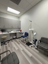 1911 Harrison St, Hollywood, FL à louer Photo intérieure– Image 2 sur 5