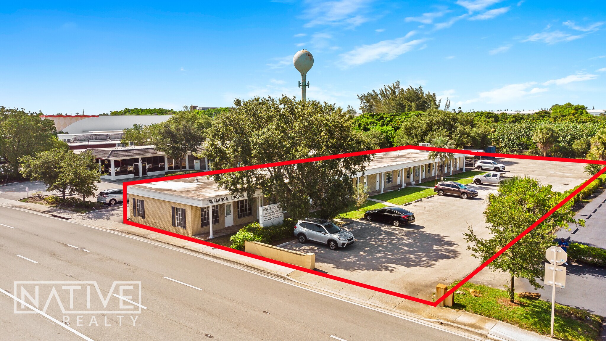 1101 E Sample Rd, Pompano Beach, FL à louer Photo de l’immeuble– Image 1 sur 10