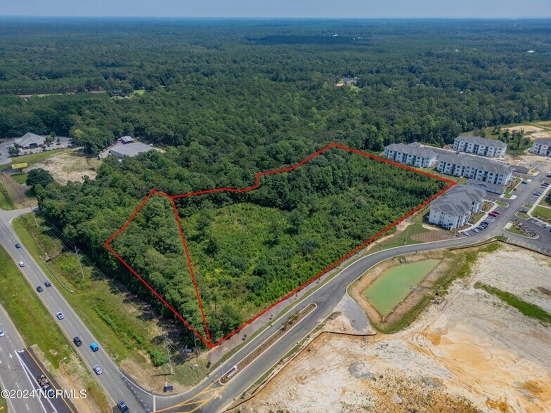 2440 Ocean Hwy W, Shallotte, NC à vendre - Photo principale – Image 1 sur 13