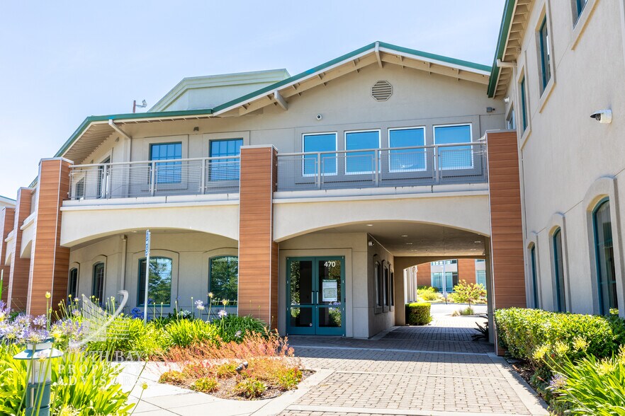 470 Devlin Rd, Napa, CA à louer - Photo de l’immeuble – Image 3 sur 25