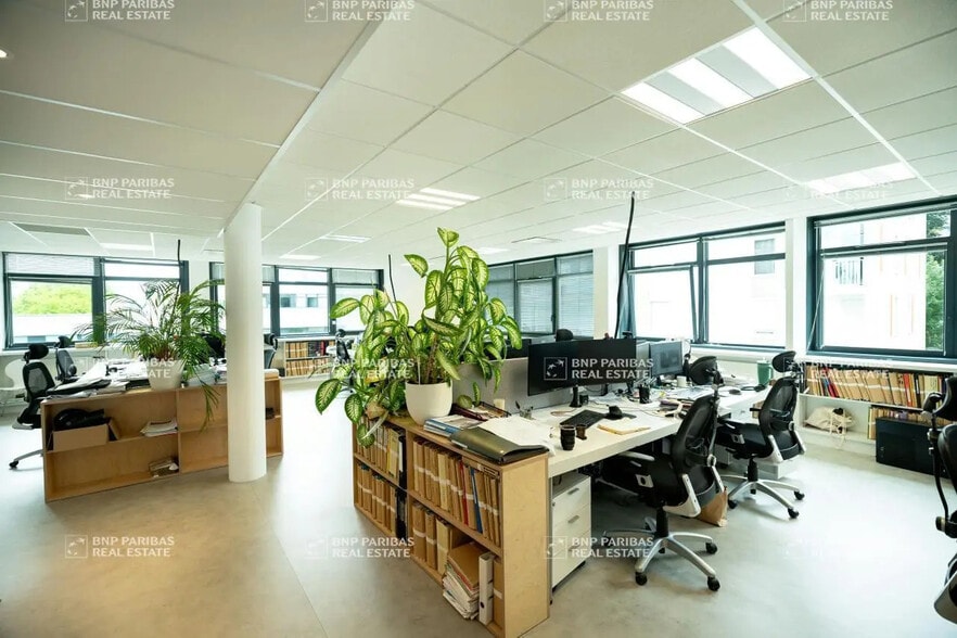 Bureau dans Rennes à vendre - Photo de l’immeuble – Image 3 sur 5