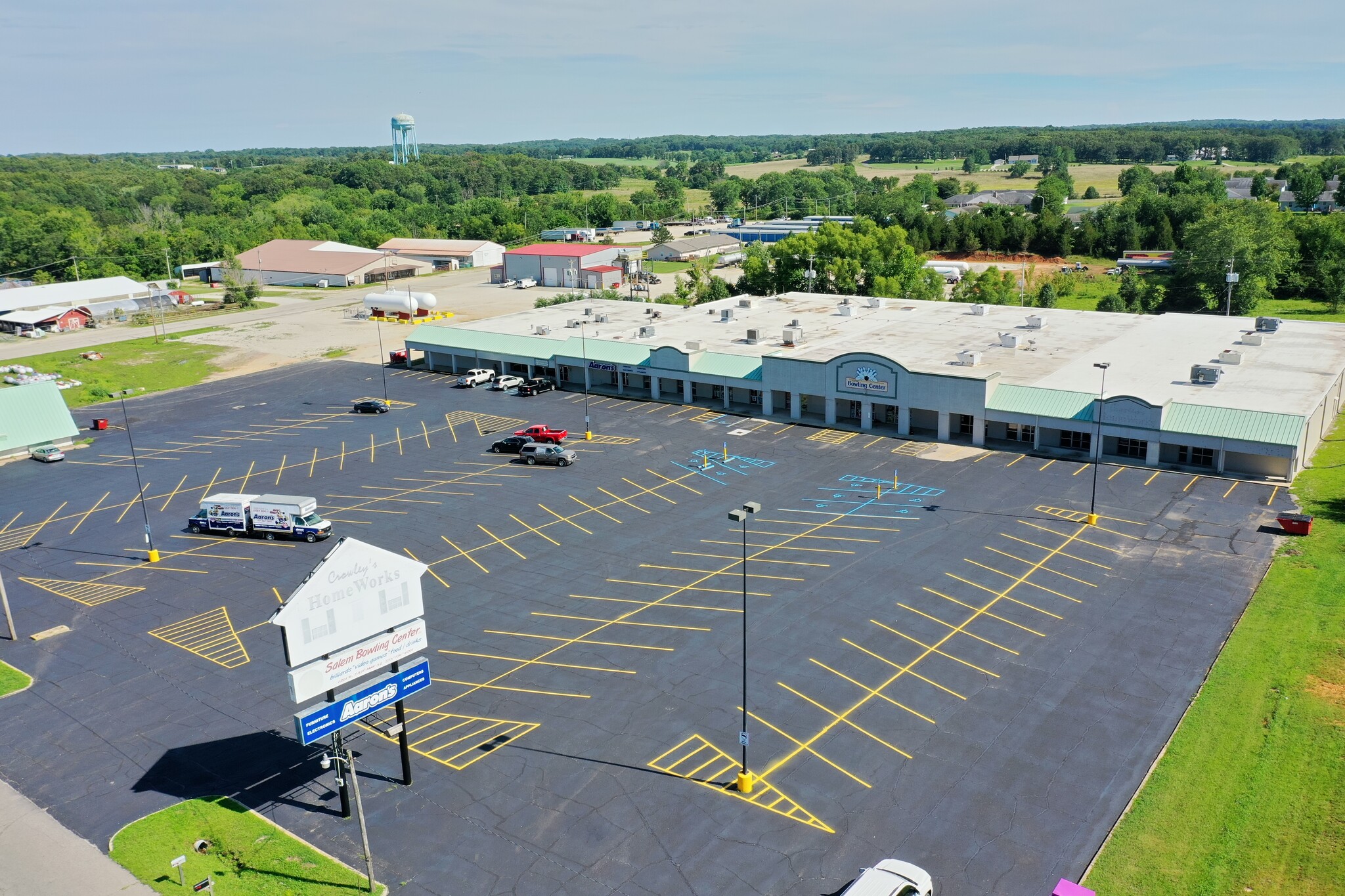 1201 E Scenic Rivers Blvd, Salem, MO à louer Photo de l’immeuble– Image 1 sur 13