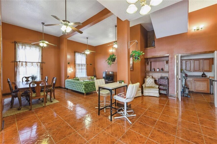 5330 Dauphine St, New Orleans, LA à louer - Photo de l’immeuble – Image 2 sur 30