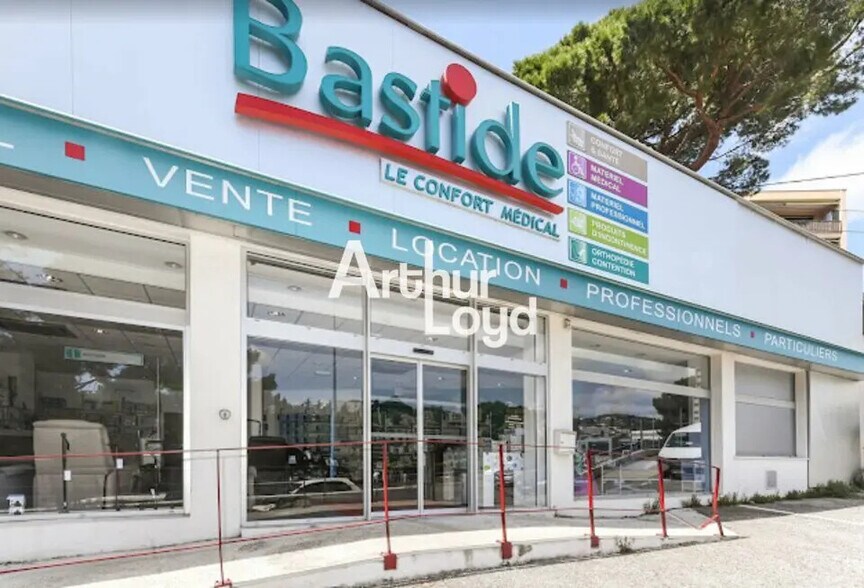 Local commercial dans Cannes à louer - Photo de l’immeuble – Image 2 sur 3