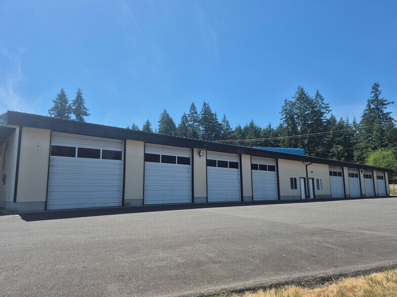 3210 234th St E, Spanaway, WA à louer - Photo de l’immeuble – Image 3 sur 11