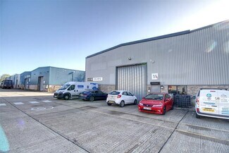 Plus de détails pour Unit 11 Whittle Way, Lowfield Heath - Local d'activités à louer