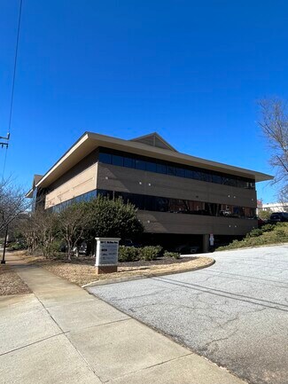Plus de détails pour 601 E McBee Ave, Greenville, SC - Bureau à louer