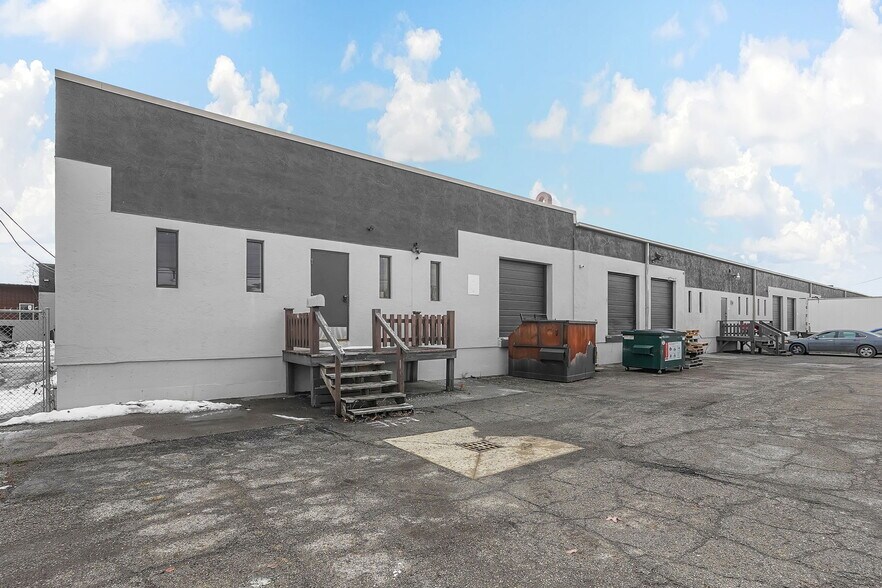 1150-1180 Corrugated Way, Columbus, OH à louer - Photo principale – Image 1 sur 18