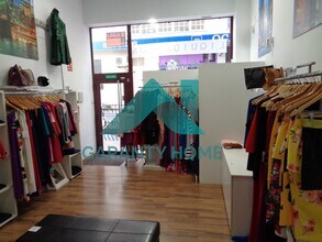 Local commercial dans Cáceres, Cáceres à louer Photo intérieure– Image 1 sur 3