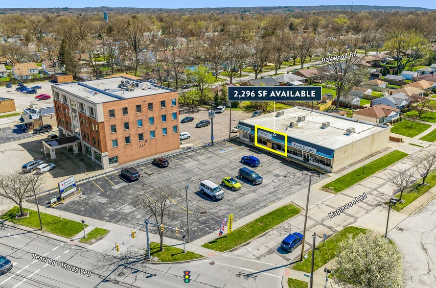 6665 Pearl Rd, Parma Heights, OH à louer - Photo de l’immeuble – Image 2 sur 5