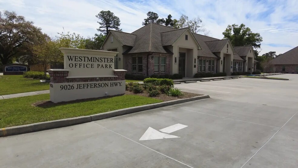 9026 Jefferson Hwy, Baton Rouge, LA à louer - Photo de l’immeuble – Image 3 sur 11