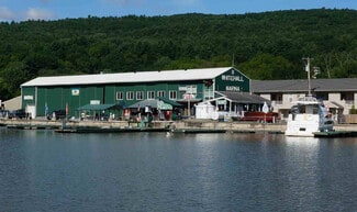 Plus de détails pour 7 Main St, Whitehall, NY - Spécialisé à vendre