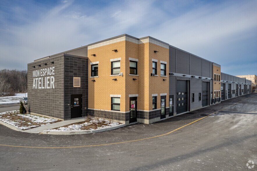 3350 Rue de l'Aéroport, Mascouche, QC à louer - Photo de l’immeuble – Image 2 sur 4