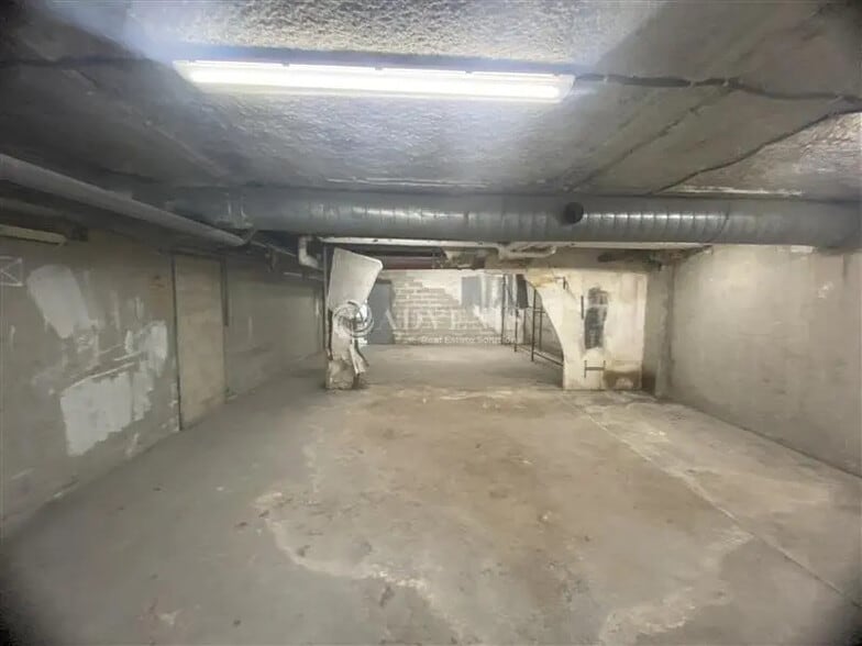 Local d’activités dans Maisons-Alfort à louer - Photo intérieure – Image 1 sur 6