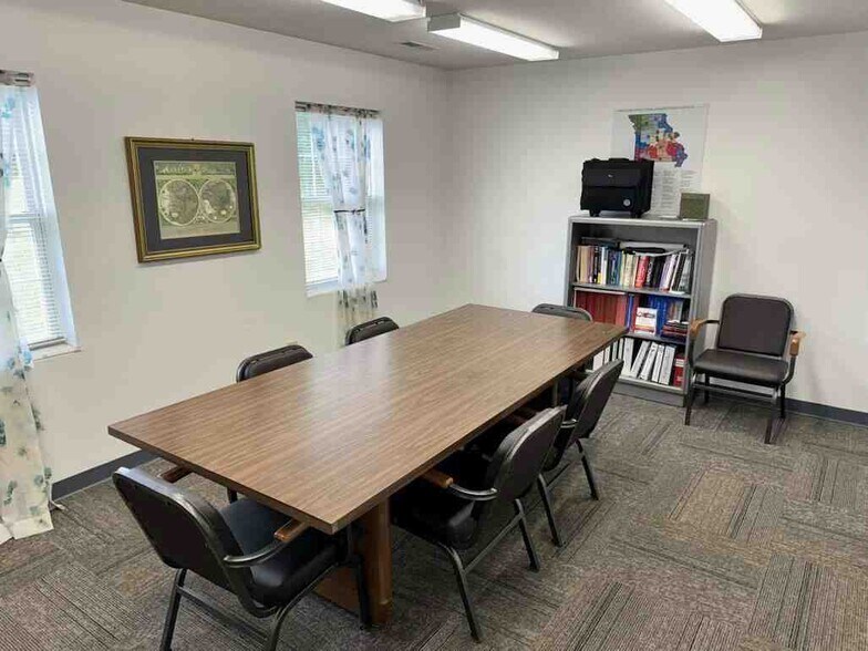 112 Jaycee Dr, Hannibal, MO à vendre - Photo intérieure – Image 2 sur 6