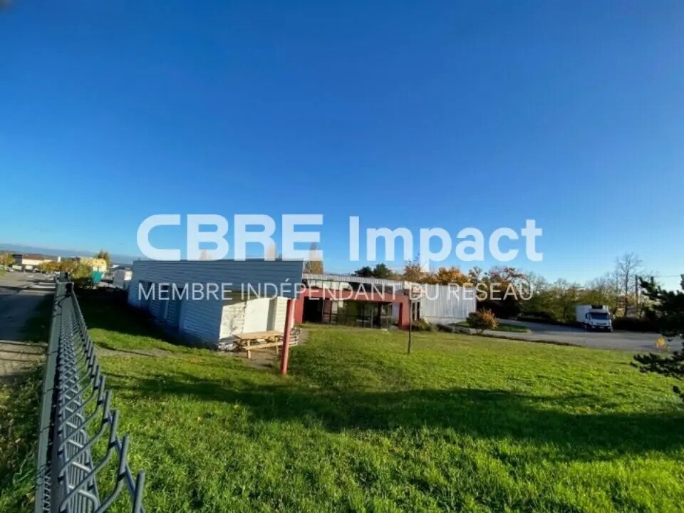 Local d’activités dans Saint-Apollinaire à louer Photo de l’immeuble– Image 1 sur 12