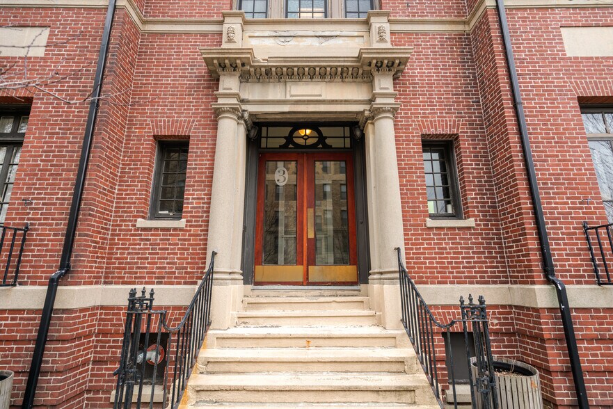 1170 Beacon St, Brookline, MA à louer - Photo de l’immeuble – Image 1 sur 37