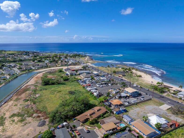 87-718 Farrington Hwy, Waianae, HI à vendre - Photo de l’immeuble – Image 3 sur 7