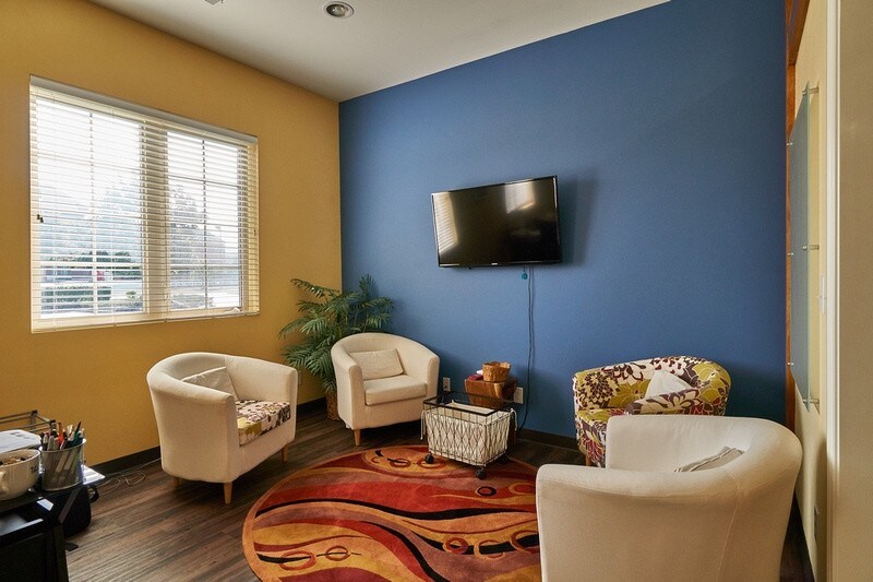 5031 Forest Dr, New Albany, OH à vendre - Photo de l’immeuble – Image 2 sur 32