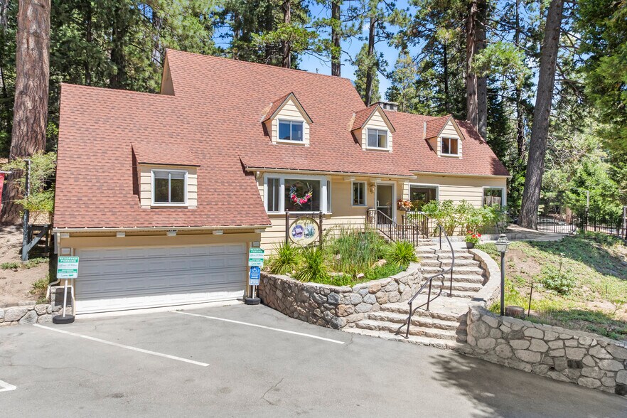 27180 Highway 189, Blue Jay, CA à vendre - Photo de l’immeuble – Image 2 sur 54