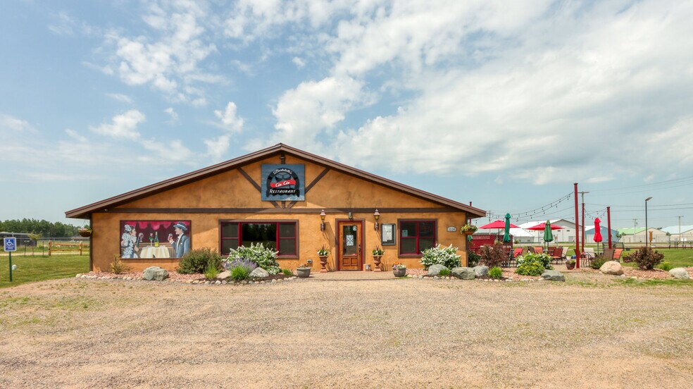 1114 N Bluebird Rd, Eagle River, WI à vendre - Photo principale – Image 1 sur 37