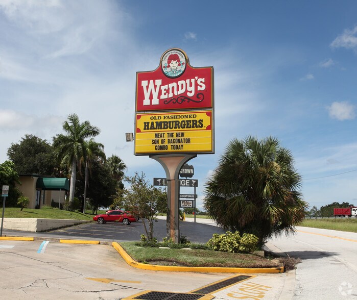 850 E Highway 50, Clermont, FL à louer - Photo de l’immeuble – Image 3 sur 4