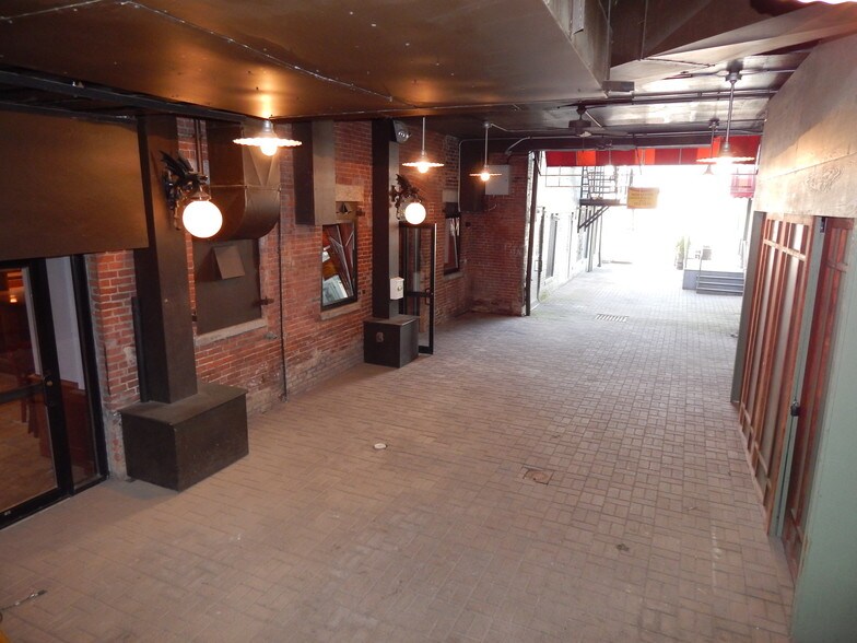 37-39 Boltwood Walk, Amherst, MA à louer - Autre – Image 2 sur 21