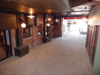 Plus de détails pour 37-39 Boltwood Walk, Amherst, MA - Local commercial à louer