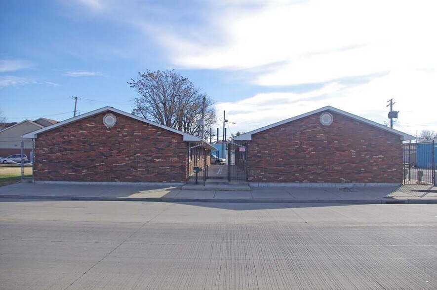 1832 Cleveland Blvd, Granite City, IL à vendre - Photo de l’immeuble – Image 3 sur 3