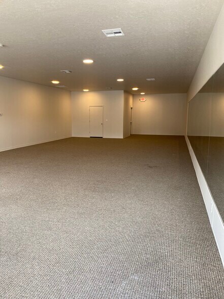 1070 W Main St, Middleton, ID à louer - Photo de l’immeuble – Image 3 sur 5