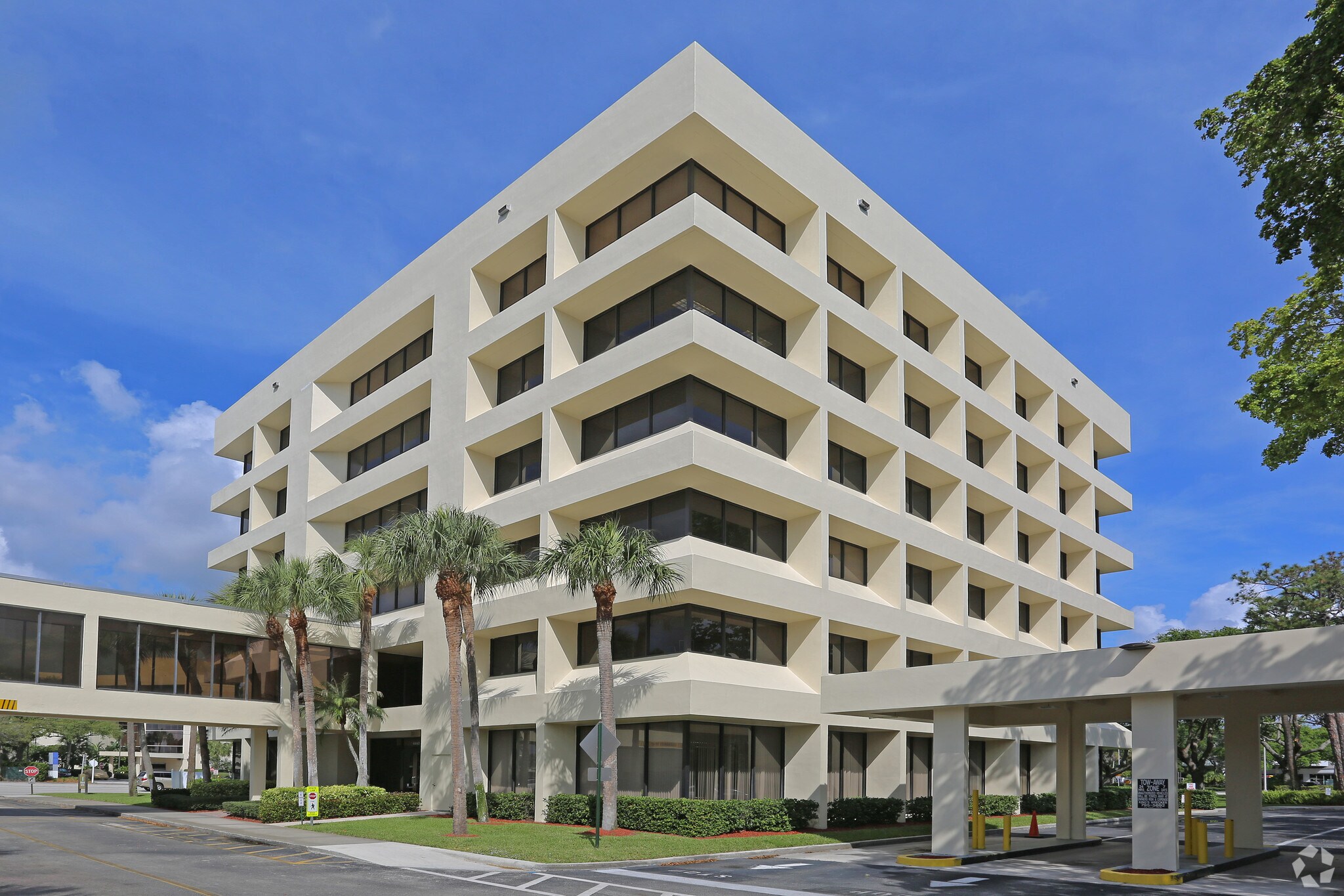 4440 Pga Blvd, Palm Beach Gardens, FL à louer Photo principale– Image 1 sur 6