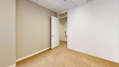 919 N Market St, Wilmington, DE à louer Numérisation 3D Matterport– Image 1 sur 7