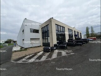 Plus de détails pour Bureau, Industriel/Logistique à louer