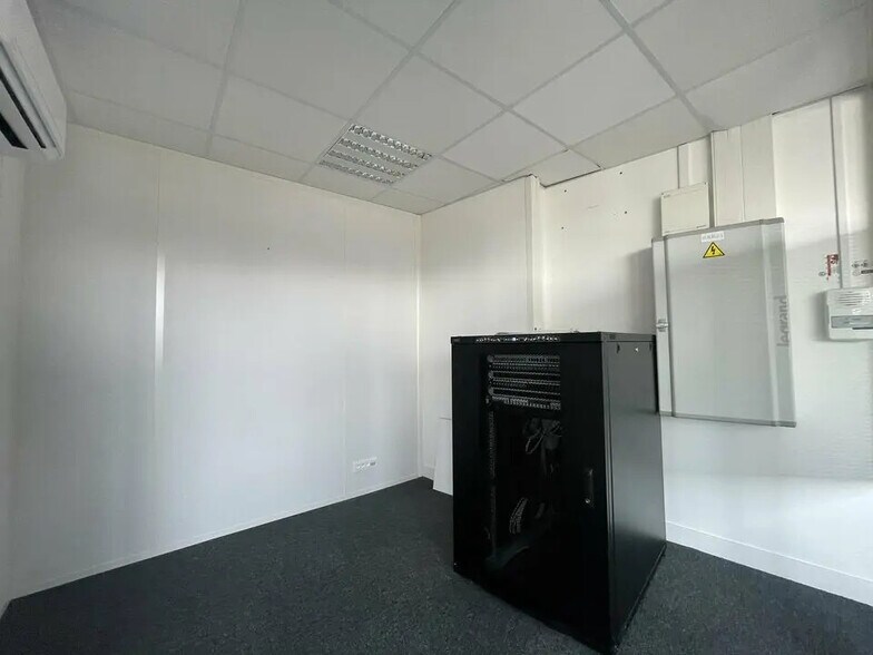 Bureau dans Le Havre à louer - Photo de l’immeuble – Image 3 sur 11
