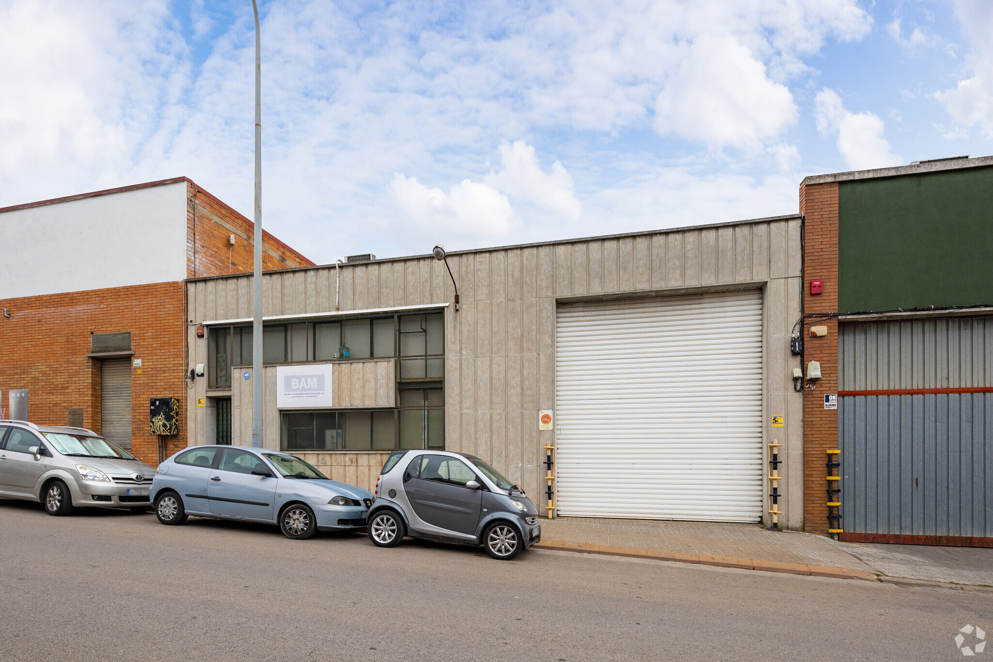 Industriel/Logistique dans Sabadell, Barcelona à louer Photo principale– Image 1 sur 3