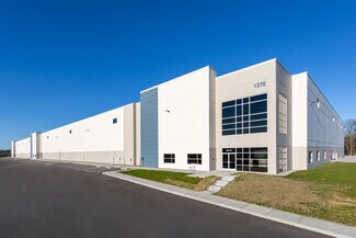 Plus de détails pour 1370 Aviation Blvd, Hebron, KY - Industriel/Logistique à louer