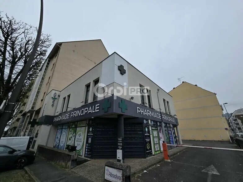 Bureau dans Pau à louer - Photo de l’immeuble – Image 2 sur 10