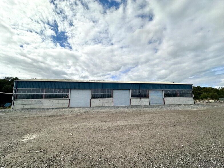 27 Reenaderry Rd, Dungannon à louer - Photo de l’immeuble – Image 2 sur 3
