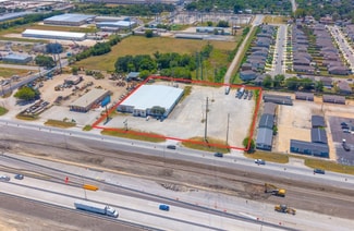 Plus de détails pour 735 E Interstate 10, Seguin, TX - Sports et loisirs à vendre