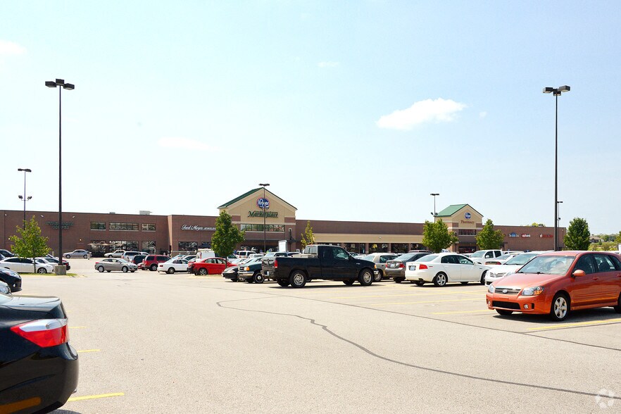 625-635 Chestnut Dr, Walton, KY à louer - Photo principale – Image 2 sur 13