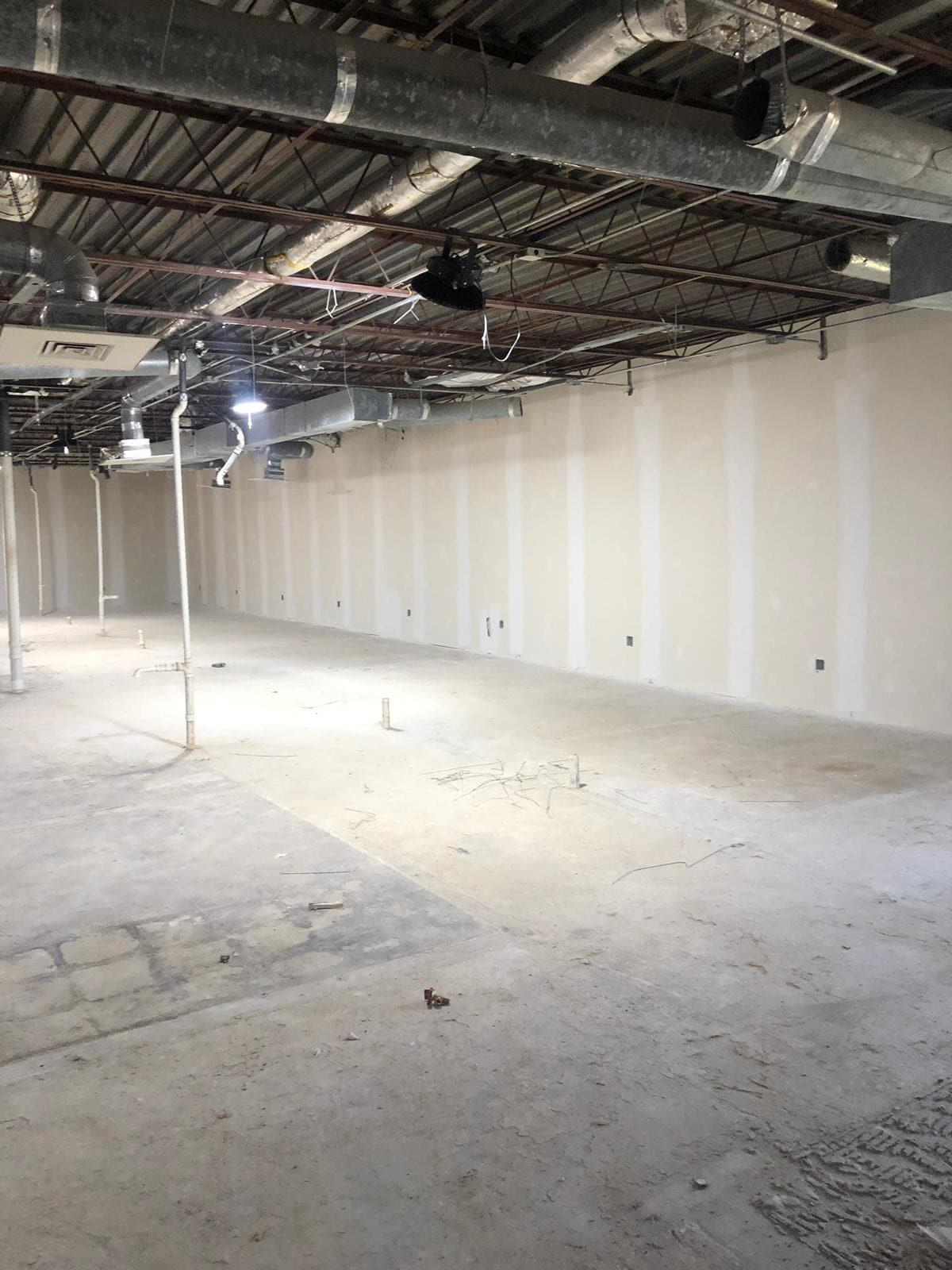 13131 East Fwy, Houston, TX à vendre Photo intérieure– Image 1 sur 5