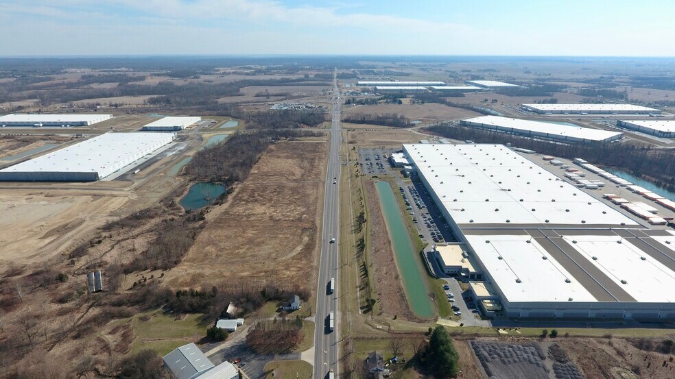9377 State Rd 39 rd, Mooresville, IN à vendre - Aérien – Image 2 sur 3