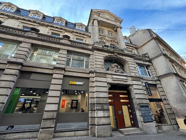 Plus de détails pour Bureau à vendre