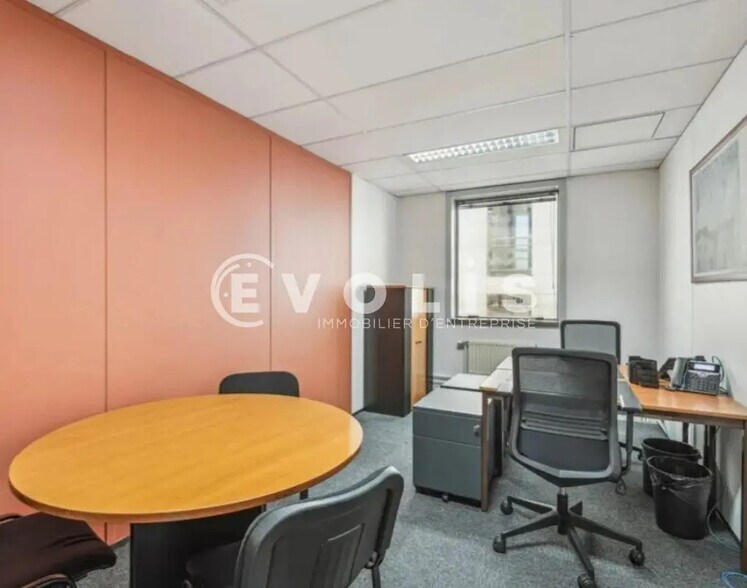Bureau dans Levallois-Perret à louer - Photo de l’immeuble – Image 2 sur 12